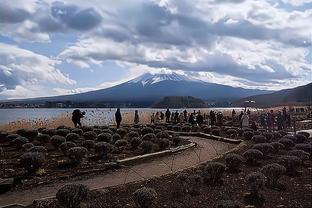 常规赛划水但别忘了黑八的我！巴特勒场均20.8分5.3板5助1.3断