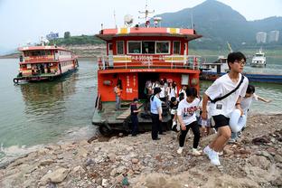 南通支云vs上海海港首发：武磊、奥斯卡、巴尔加斯先发，张琳芃替补