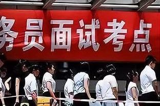 还没起飞就坠机⁉️19岁穆科科身价下滑 16岁前他场均2球疯狂跳级